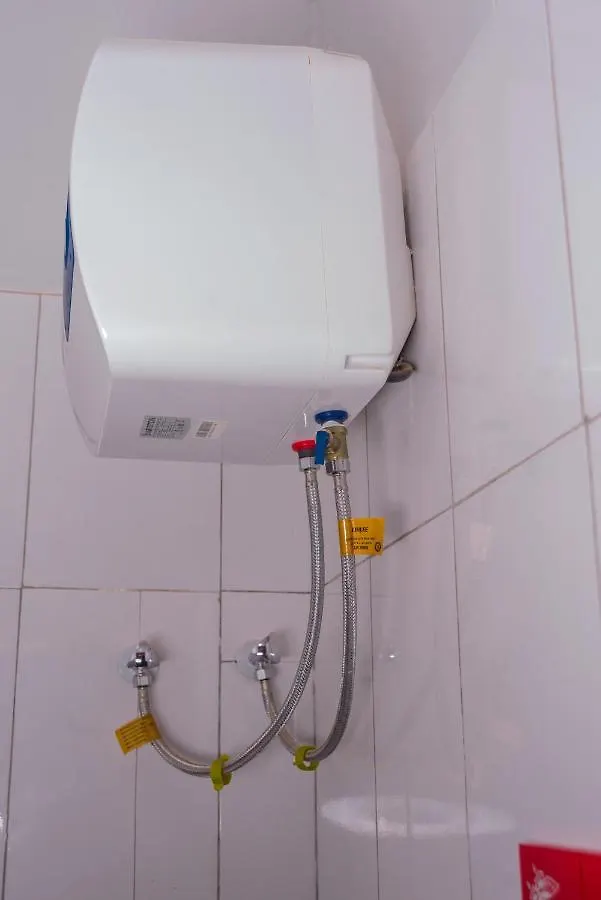 Yobo'S Complex Guest House Kampala